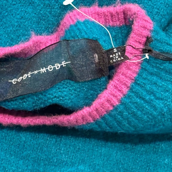 NWT Code X Mode Women’s Long Sleeve “Très Chic” Green Fuschia Trim Sweater Sz: S - Picture 7 of 10
